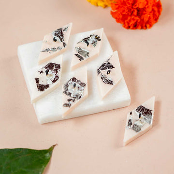 Kaju Katli Candles | Set of 6