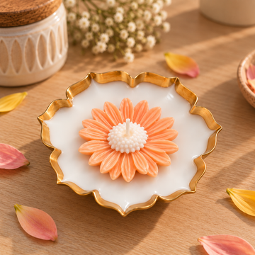 Daisy Urli Candle | Handmade Decorative Candle